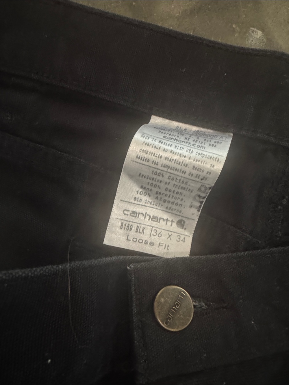 Carhartt Black Cargo Work Pants - Picture 2 of 3